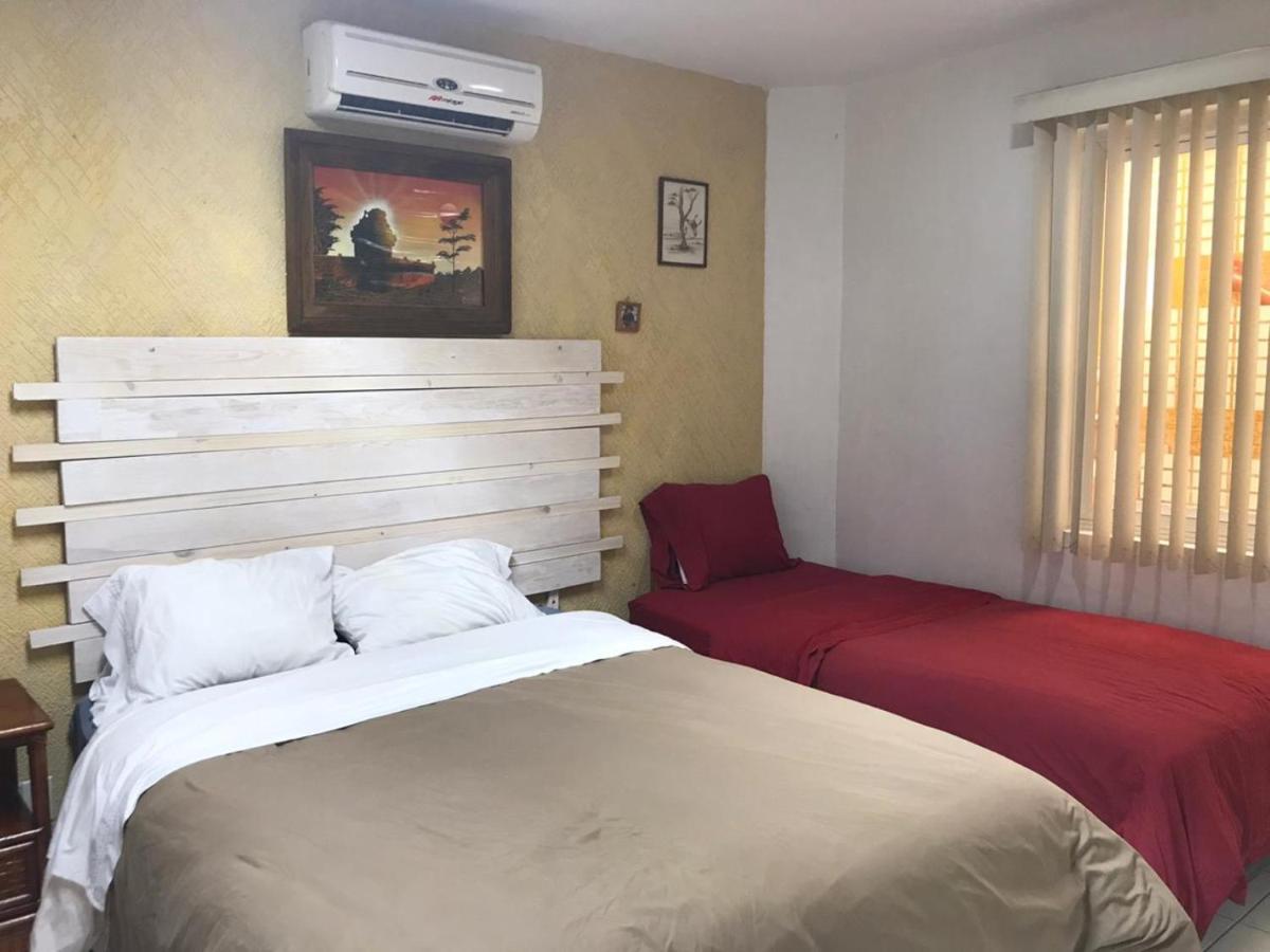 Casa D Miros Familias , Grupos Y Empresas Max 20 P Hotel Guadalajara Bagian luar foto