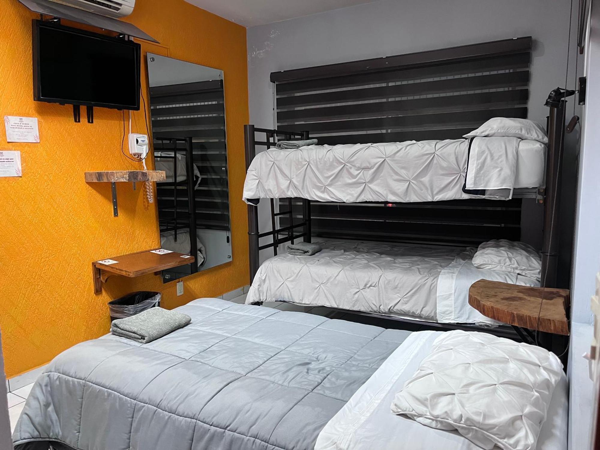 Casa D Miros Familias , Grupos Y Empresas Max 20 P Hotel Guadalajara Bagian luar foto
