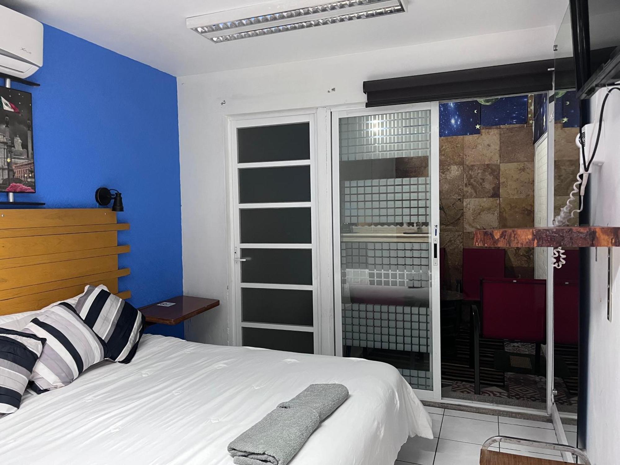 Casa D Miros Familias , Grupos Y Empresas Max 20 P Hotel Guadalajara Bagian luar foto